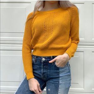 MUSTARD YELLOW SWEATER